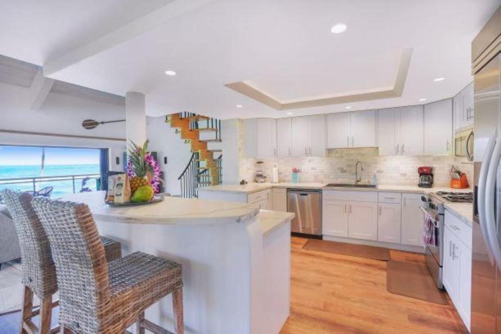 Luxury 2-Story Oceanfront Condo W/ Views & Pool Wailua  Eksteriør bilde