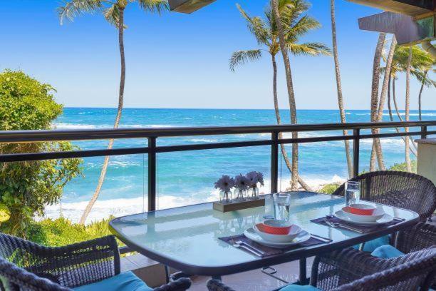 Luxury 2-Story Oceanfront Condo W/ Views & Pool Wailua  Eksteriør bilde